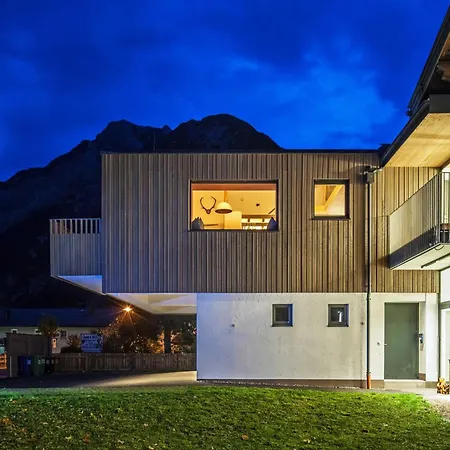 Aurakarwendel Apartment *