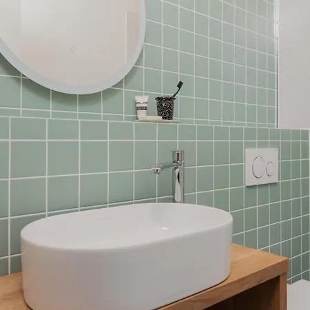 Aurakarwendel דירה שארניץ