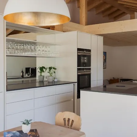 Aurakarwendel דירה שארניץ