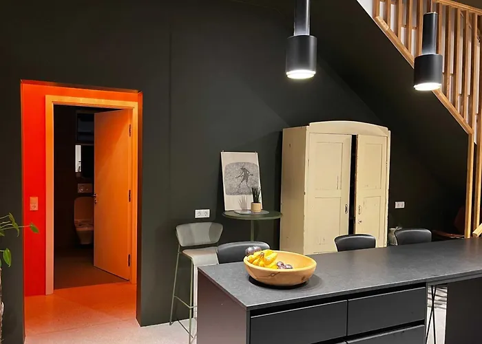 Aurakarwendel Apartman *